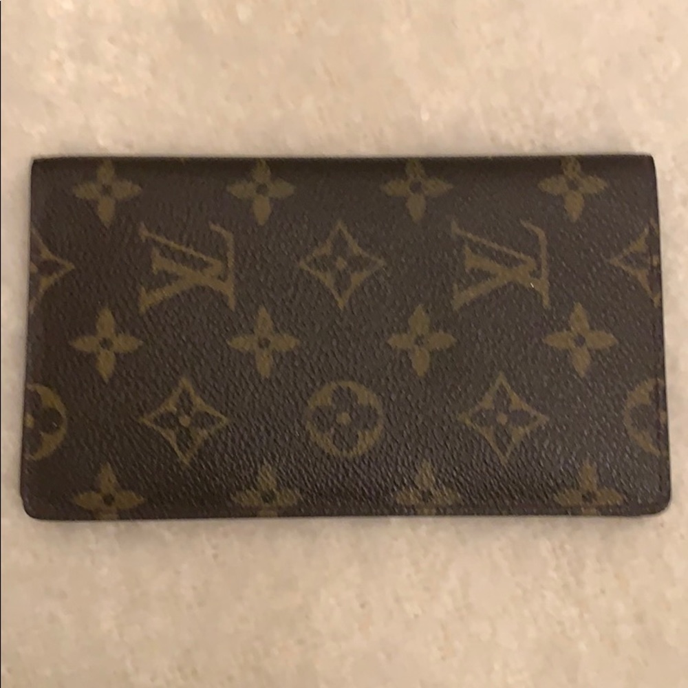 Authentic Louis Vuitton checkbook cover